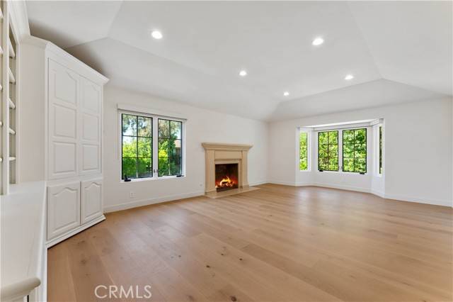 Beverly Hills, CA 90210,2847 Deep Canyon Drive