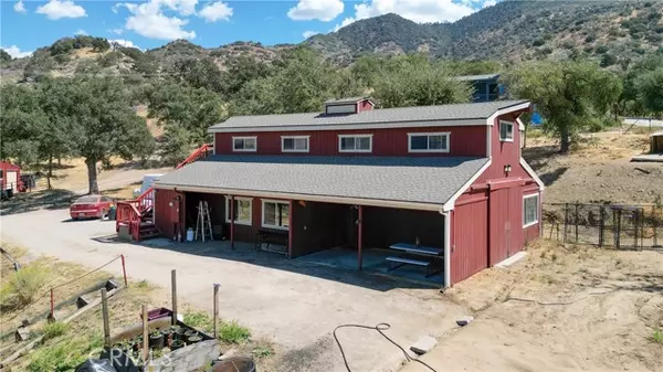 18401 Pellisier Road, Tehachapi, CA 93561