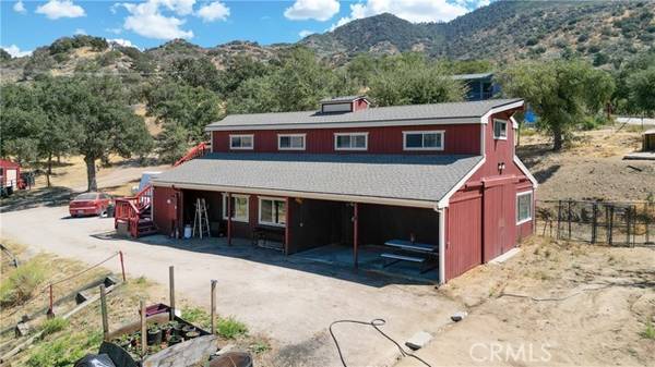 18401 Pellisier Road, Tehachapi, CA 93561