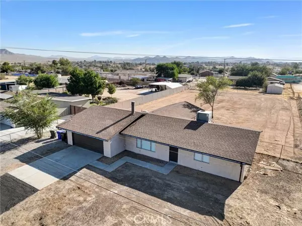 15607 Don Roberto Road, Victorville, CA 92394