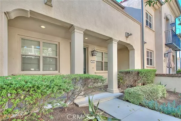 Claremont, CA 91711,906 Grove Court