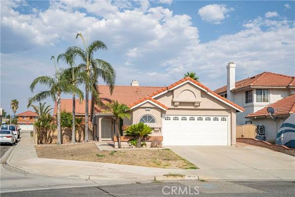 7555 Honeysuckle Street, Fontana, CA 92336