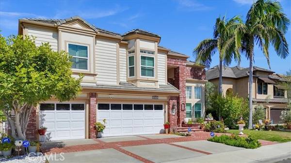 26942 Willow Tree Ln, Laguna Hills, CA 92653