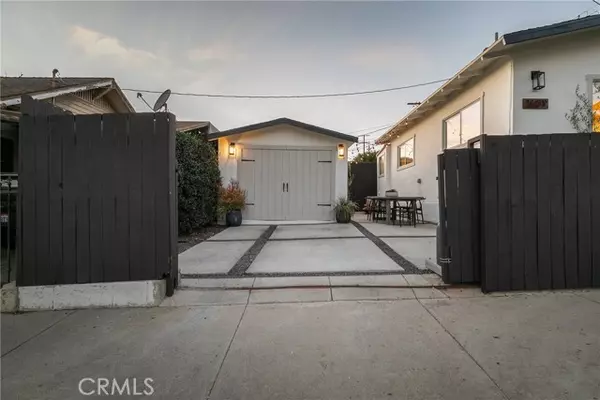 1609 N Avenue 51, Los Angeles, CA 90042