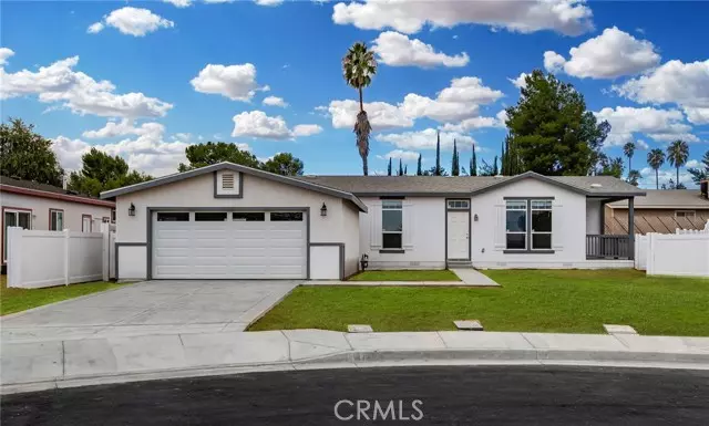 748 Larissa, Perris, CA 92570