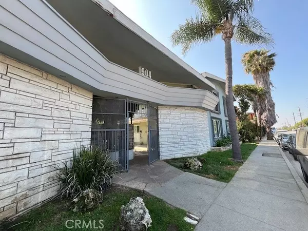 1904 S Robertson Boulevard, Los Angeles, CA 90034