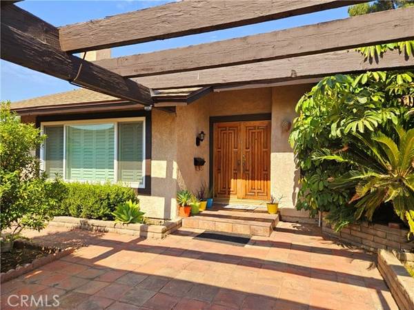 Simi Valley, CA 93063,2335 N Marlies Avenue