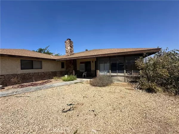 18676 Atlantic Street, Hesperia, CA 92345