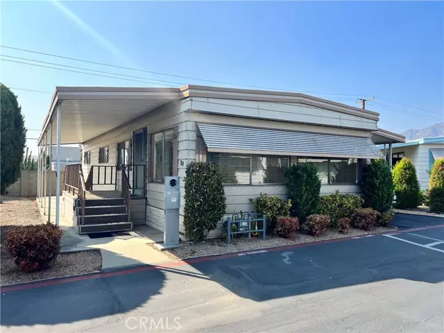 Glendora, CA 91741,208 S Barranca #29