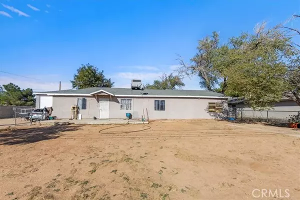 12250 Pawnee Road, Apple Valley, CA 92308