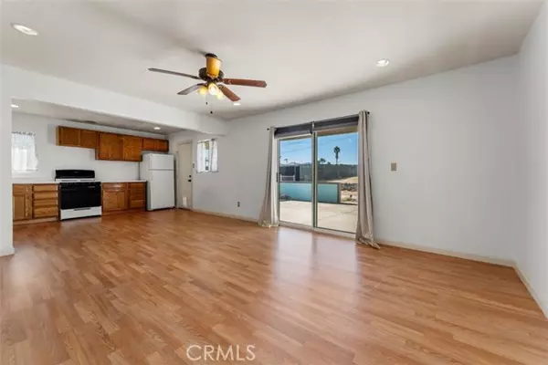 29 Palms, CA 92277,6166 Sun Court