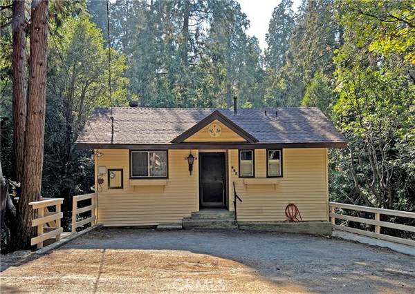 652 Knoll, Crestline, CA 92325