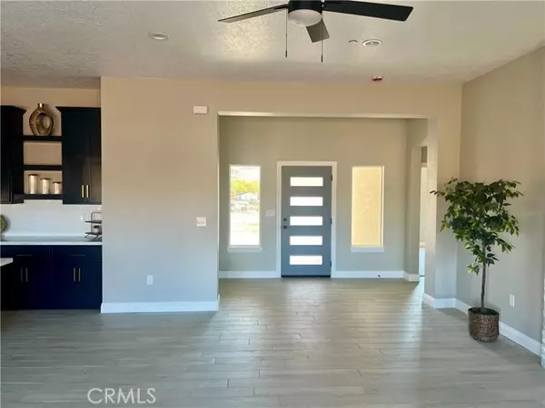 Apple Valley, CA 92308,22440 Ocotillo Way