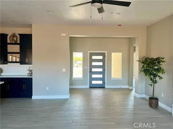 Apple Valley, CA 92308,22440 Ocotillo Way