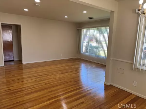 Ontario, CA 91762,831 W Harvard Place