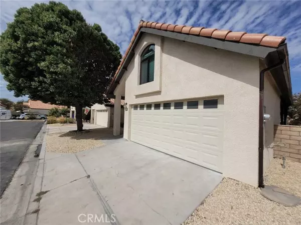 Apple Valley, CA 92308,19242 Palm Way