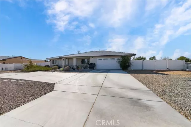 12400 Kiowa Road, Apple Valley, CA 92308