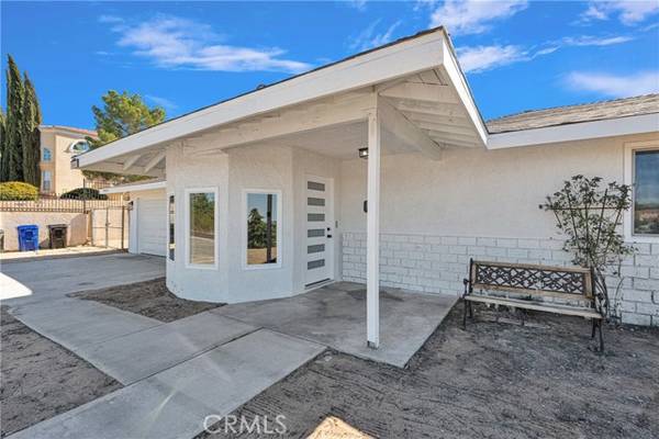 20045 Ottawa Road, Apple Valley, CA 92308