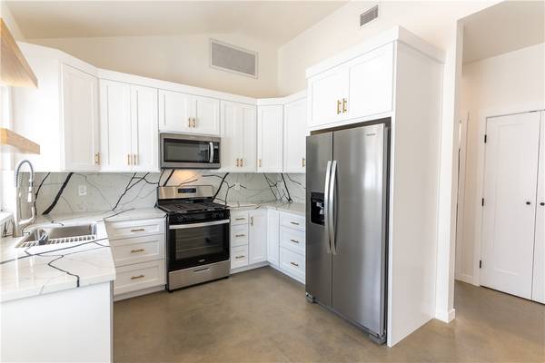 1422 5th, La Verne, CA 91750