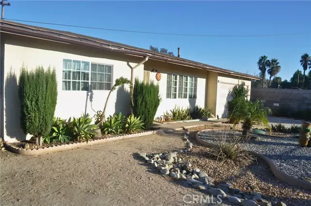 Fontana, CA 92335,9813 Hemlock Avenue