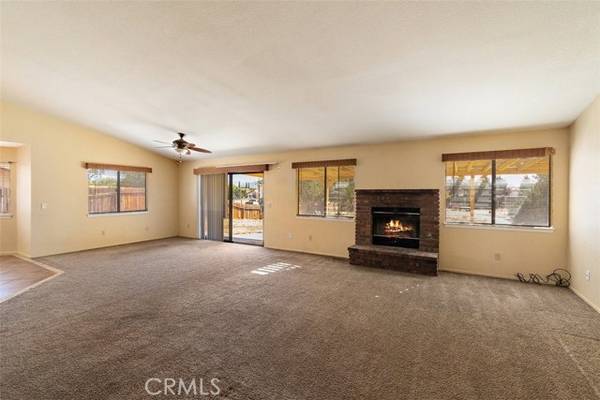 15631 Via Cartagena, Hesperia, CA 92345