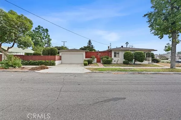 Ontario, CA 91762,914 W Princeton Street