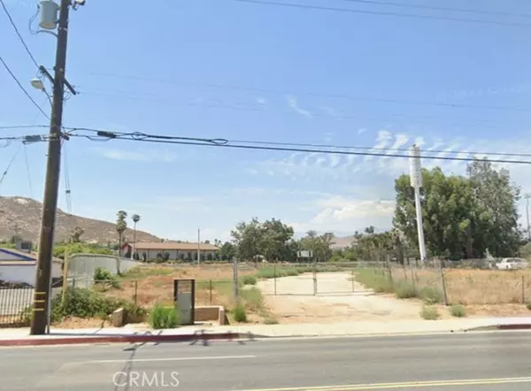 Jurupa Valley, CA 92509,0 Limonite