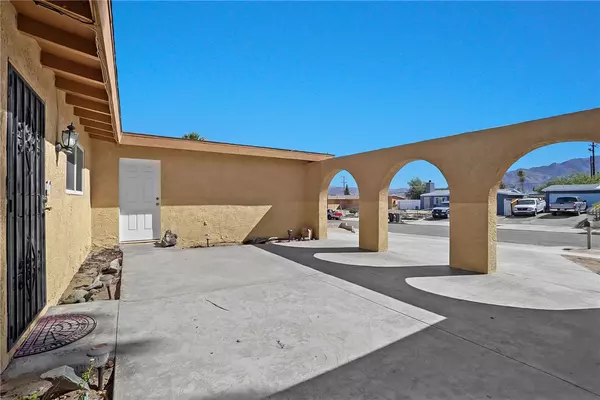 29 Palms, CA 92277,72732 Granite Avenue