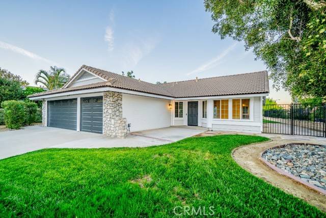 1405 Merganser Circle, Corona, CA 92882