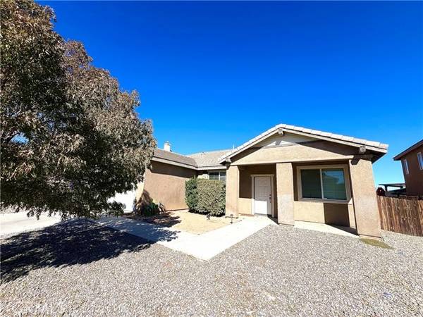 13742 Woodpecker Road, Victorville, CA 92394