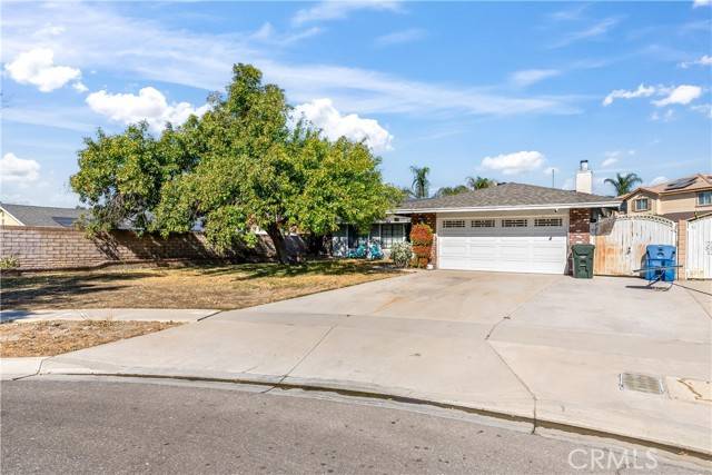 15600 Jackson Drive, Fontana, CA 92336