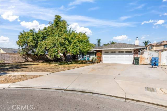 15600 Jackson Drive, Fontana, CA 92336