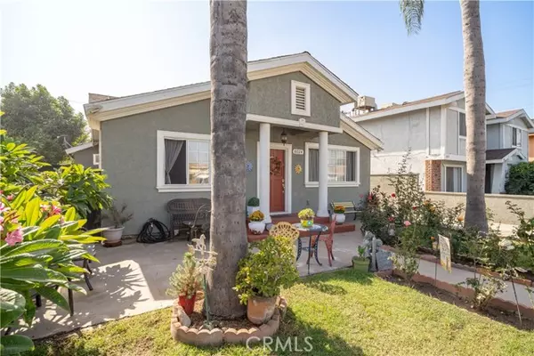 Downey, CA 90242,8024 Devenir Avenue