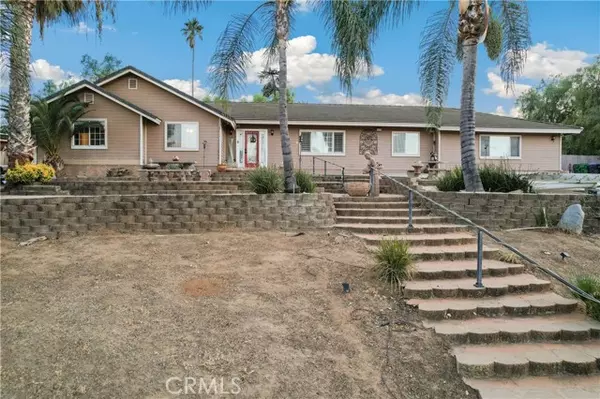 Riverside, CA 92504,17335 Via Frontera