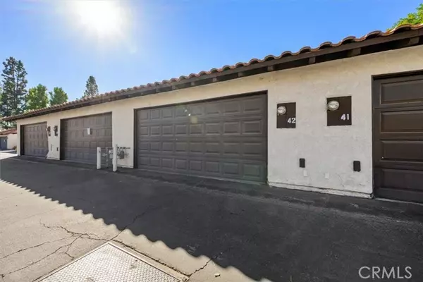 Colton, CA 92324,1077 Santo Antonio Drive #42