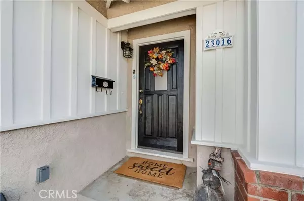 West Hills, CA 91307,23016 Vanowen Street