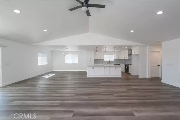 11383 Maple Avenue, Hesperia, CA 92345