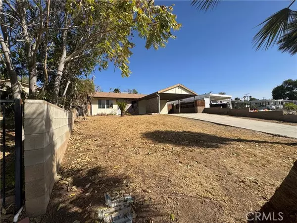 Lake Elsinore, CA 92530,32544 Crescent Avenue