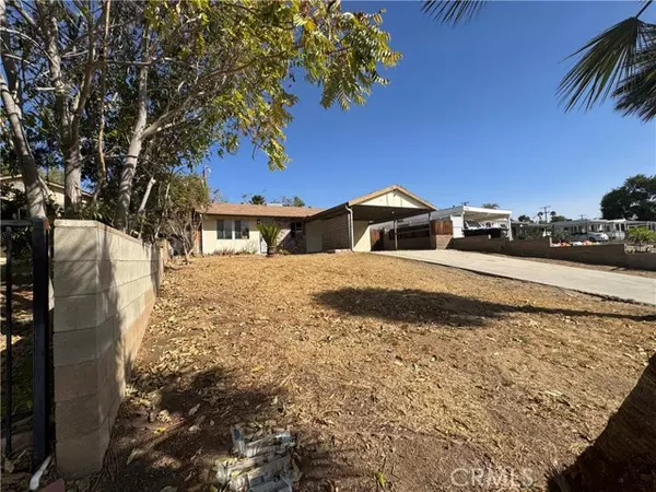 Lake Elsinore, CA 92530,32544 Crescent Avenue