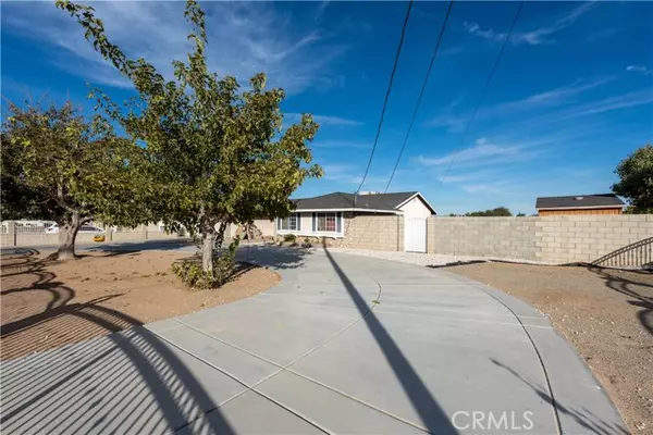 Hesperia, CA 92345,11043 Locust Avenue