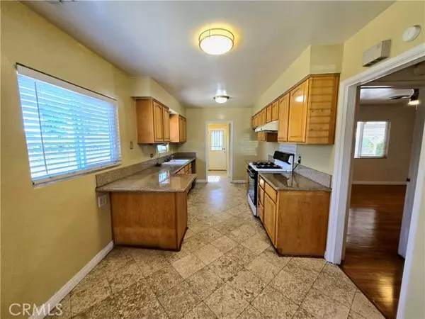 Ontario, CA 91762,911 W Granada Court