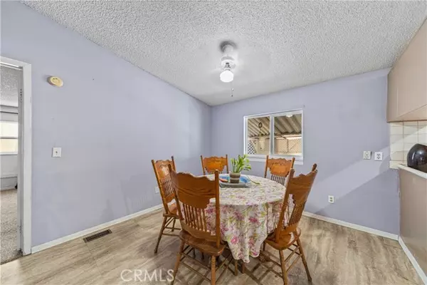 Riverside, CA 92504,15181 Van Buren #31