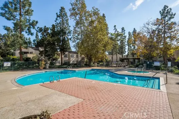 1380 Cabrillo Park Drive #H, Santa Ana, CA 92701