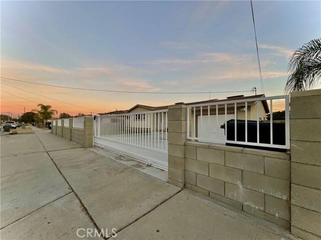 16319 Athol Street, Fontana, CA 92335