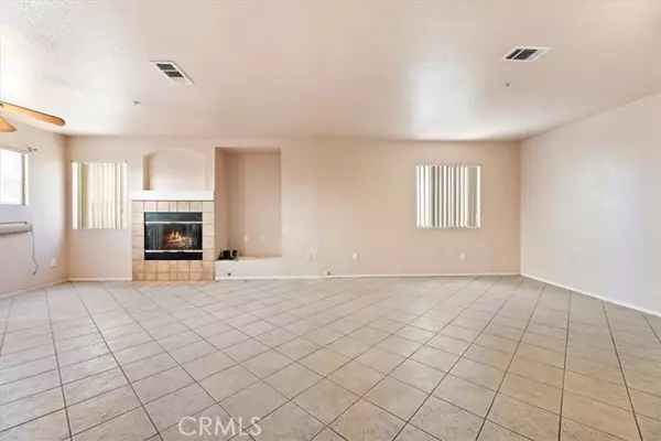 Fontana, CA 92337,13786 Hillcrest Drive