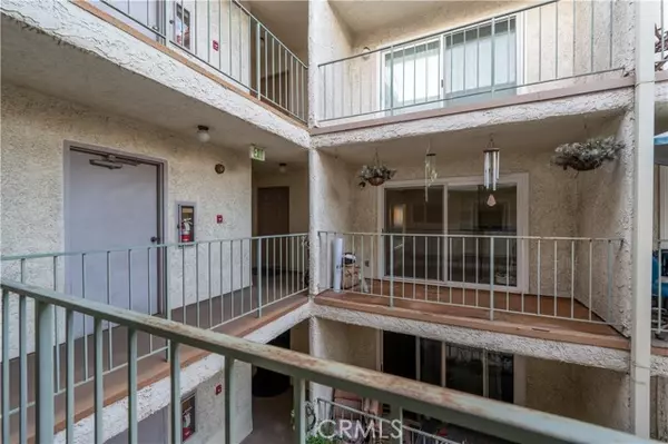 1344 5th Street #17, Glendale, CA 91201