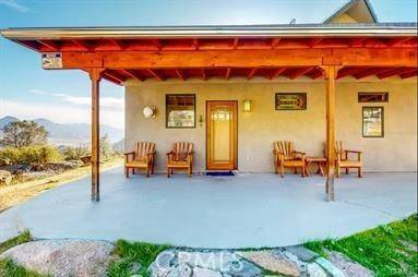 9766 Glacier Gulch Road, Weldon, CA 93283