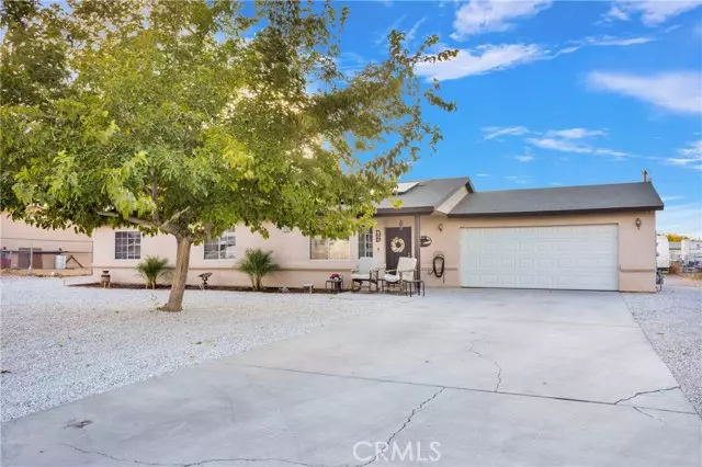 12780 Lakota Road, Apple Valley, CA 92308