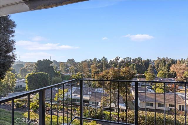 3274 San Amadeo #O, Laguna Woods, CA 92637