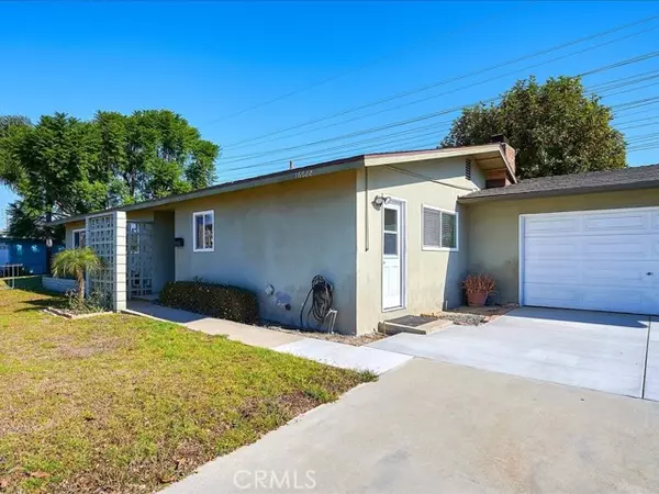 Huntington Beach, CA 92647,16622 Lucia Lane